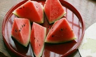 马岗小学吃瓜,欢乐校园，瓜香四溢